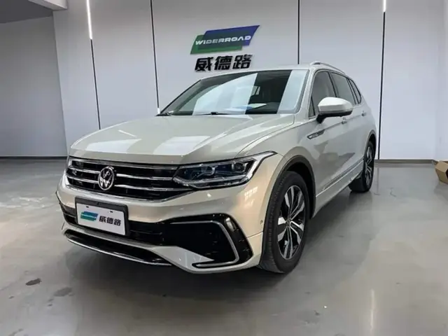 VOLKSWAGEN TIGUAN L 2022