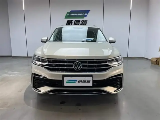 VOLKSWAGEN TIGUAN L 2022