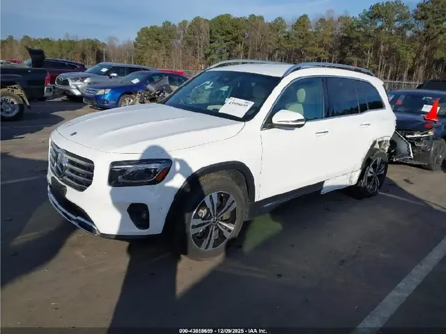 MERCEDES-BENZ GLB 2025