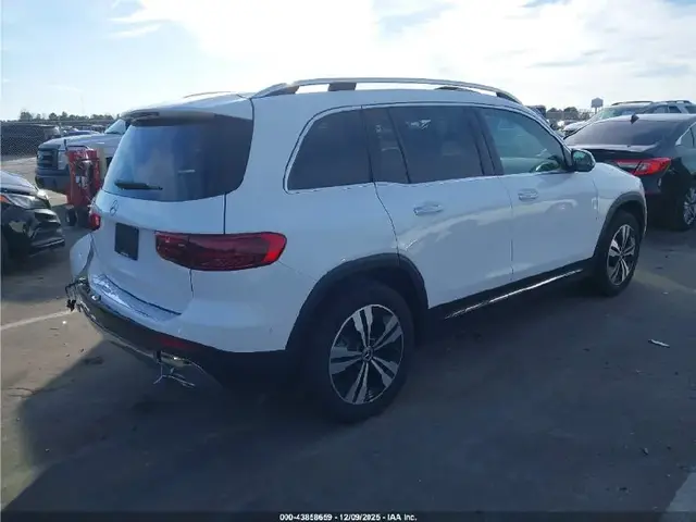 MERCEDES-BENZ GLB 2025