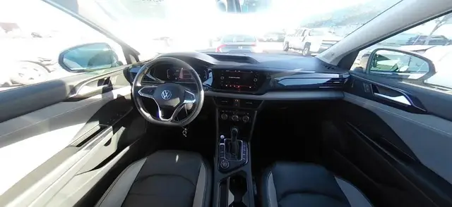 VOLKSWAGEN TAOS 2022