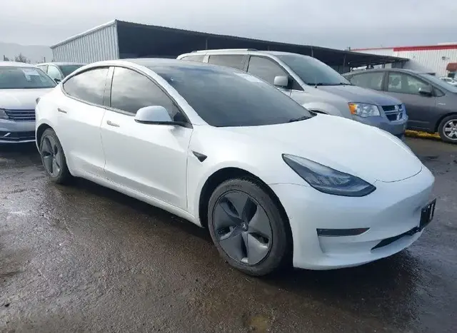 TESLA MODEL 3 2020
