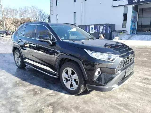 TOYOTA RAV4 2021