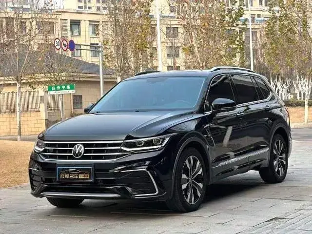 VOLKSWAGEN TIGUAN L 2022