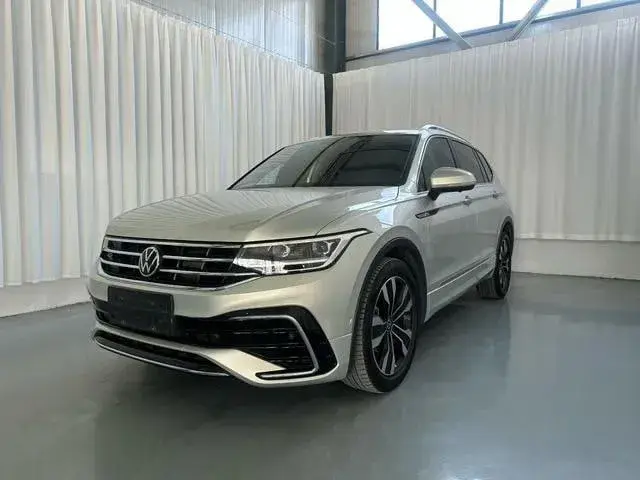 VOLKSWAGEN TIGUAN L 2022