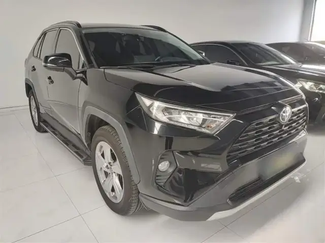 TOYOTA RAV4 2021