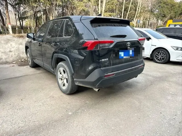TOYOTA RAV4 2022
