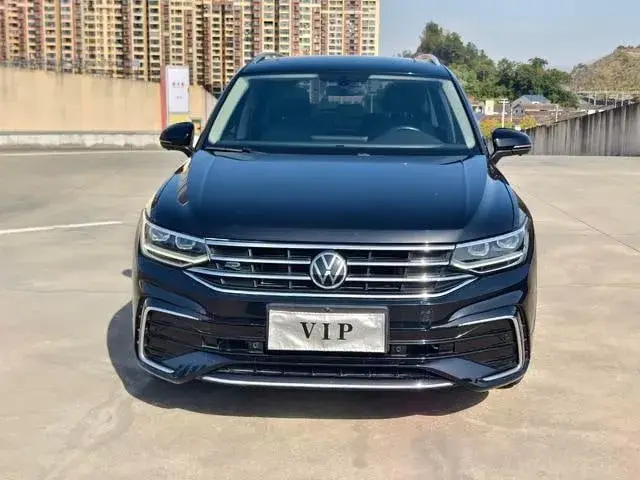 VOLKSWAGEN TIGUAN L 2022