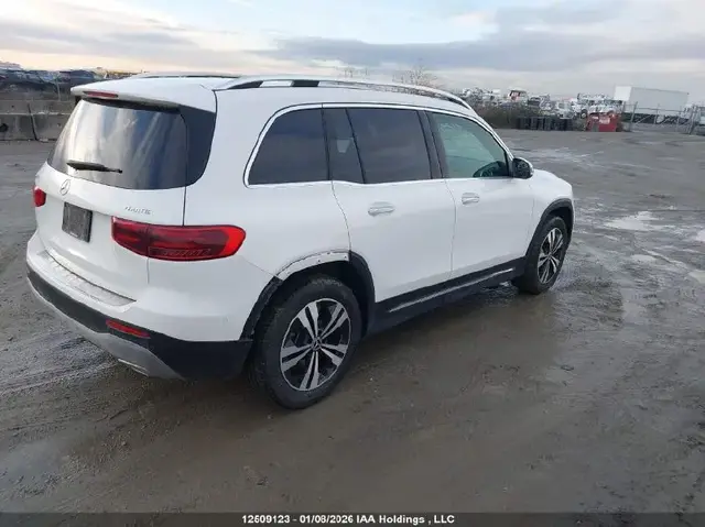 MERCEDES-BENZ GLB 250 4MATIC 2024