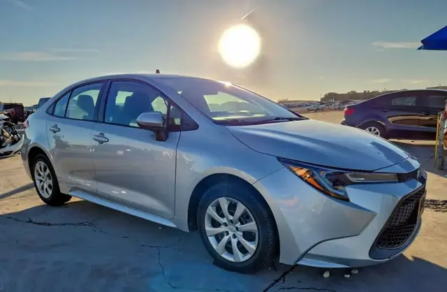 TOYOTA COROLLA LE 2022