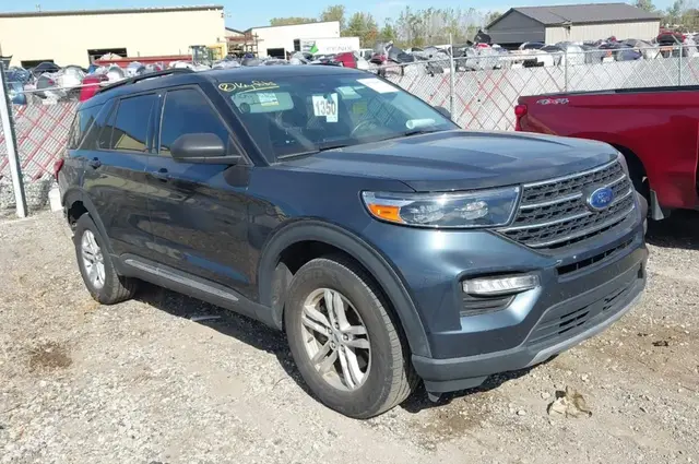 FORD EXPLORER XLT 2 2021