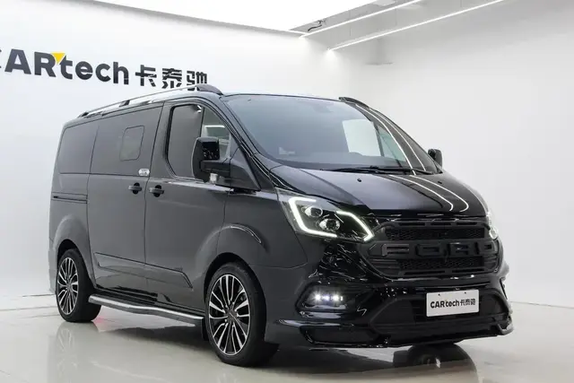 FORD TOURNEO CUSTOM 2023