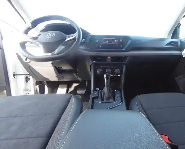 VOLKSWAGEN TAOS SE 1 2023