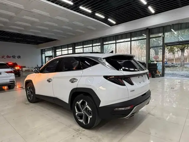 HYUNDAI TUCSON L 2021
