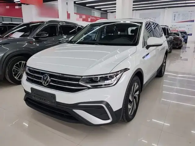VOLKSWAGEN TIGUAN L 2023