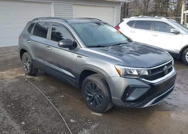 VOLKSWAGEN TAOS 2022