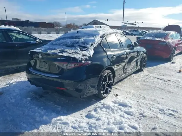 ALFA ROMEO GIULIA VELOCE AWD 2023