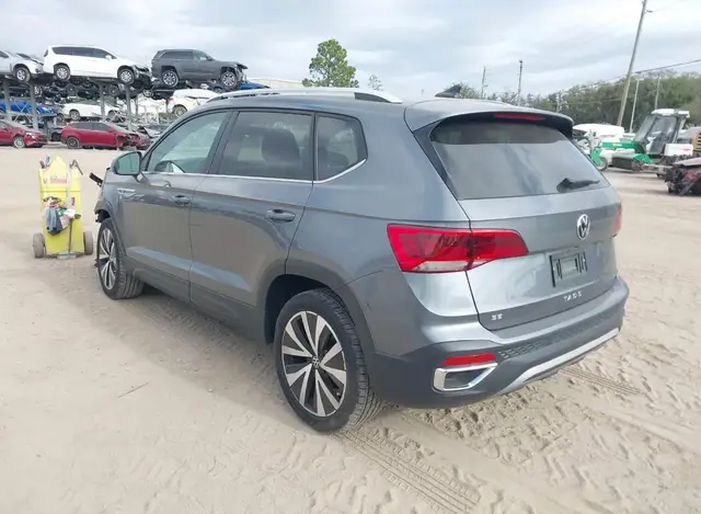 VOLKSWAGEN TAOS 2022