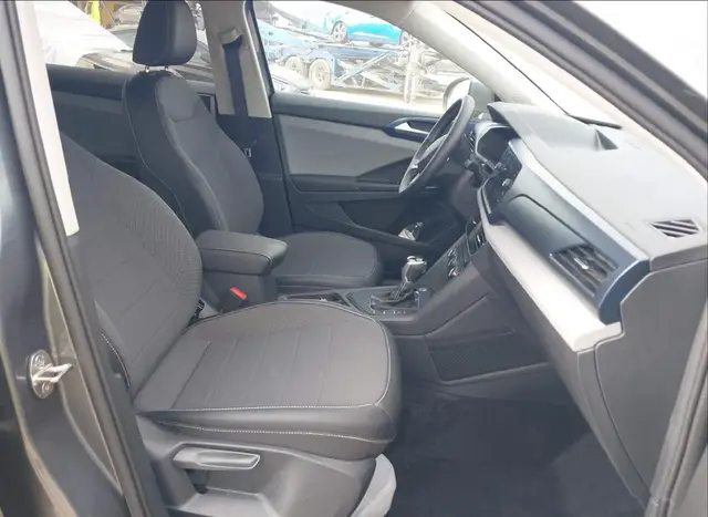 VOLKSWAGEN TAOS 2022