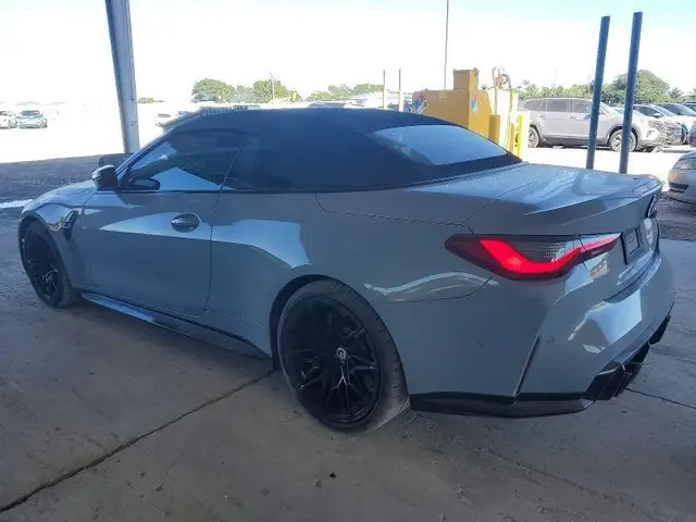 BMW M4 COMPETITION 3 2022