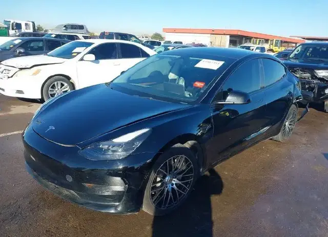 TESLA MODEL 3 2022