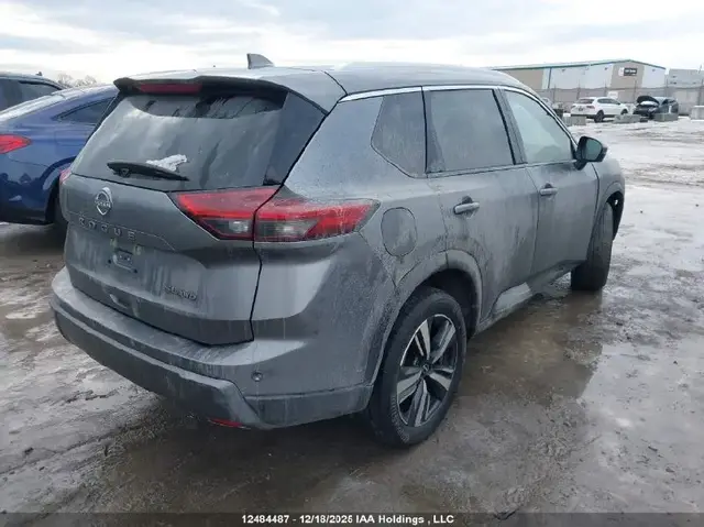 NISSAN ROGUE SL 2024