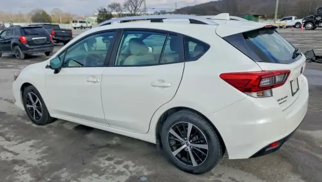 SUBARU IMPREZA PREMIUM 2022