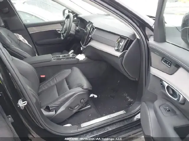 VOLVO XC90 B6 ULTRA BRIGHT 2025