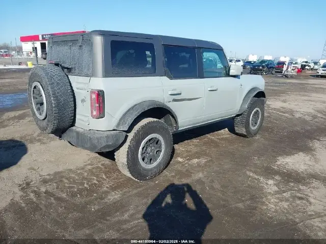 FORD BRONCO OUTER BANKS 2024