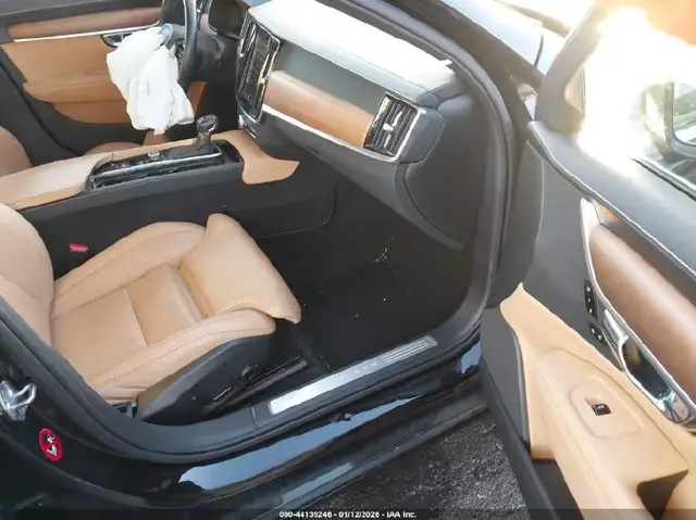 VOLVO S90 T6 INSCRIPTION 2017