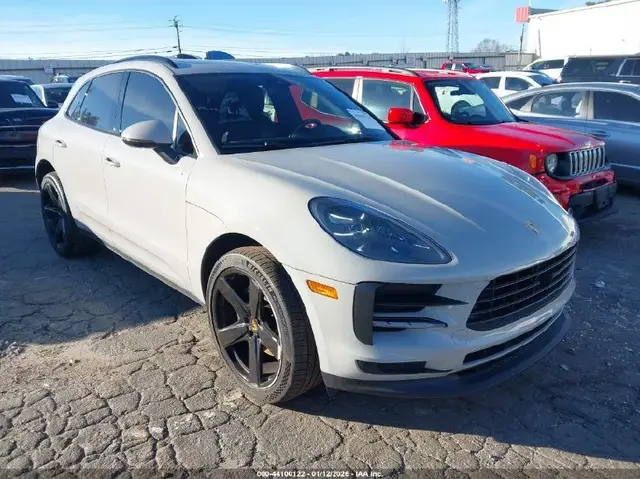 PORSCHE MACAN 2019