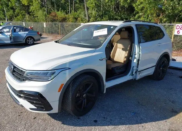VOLKSWAGEN TIGUAN 2023