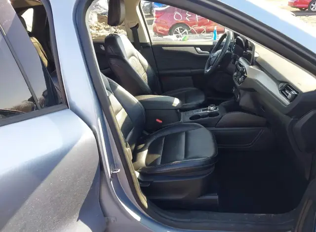 FORD ESCAPE SEL 1 2022