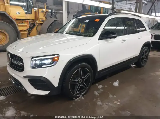 MERCEDES-BENZ GLB 250 4MATIC 2023