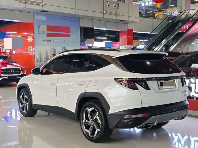 HYUNDAI TUCSON L 1 2023