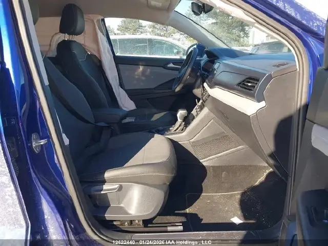 VOLKSWAGEN TAOS SE 2024