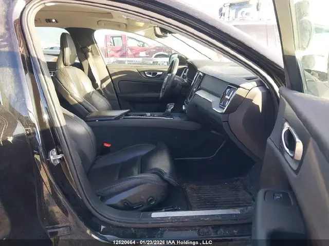 VOLVO V60 T6 INSCRIPTION 2020