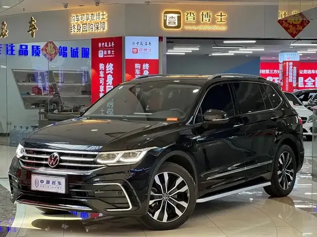 VOLKSWAGEN TIGUAN L 2022