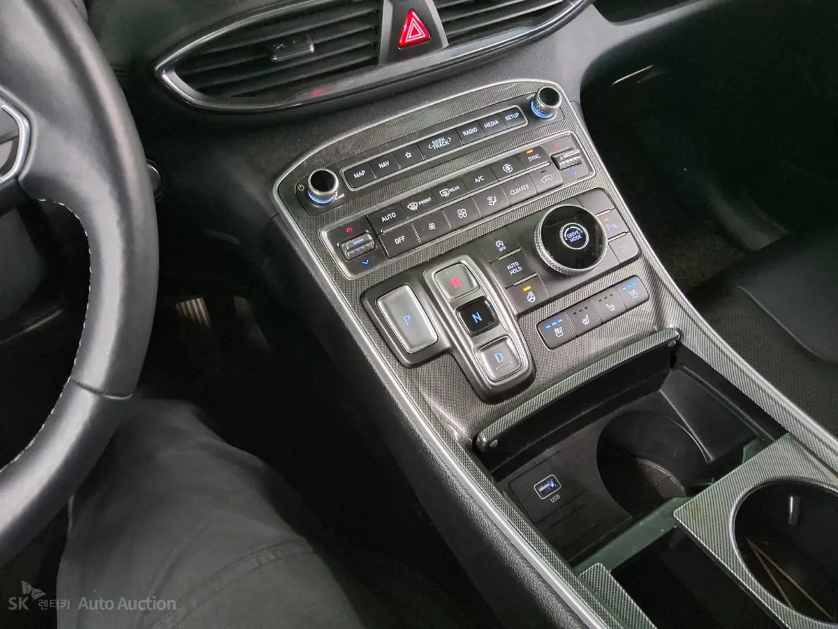 HYUNDAI SANTA FE 2WD EXCLUSIVE 2026