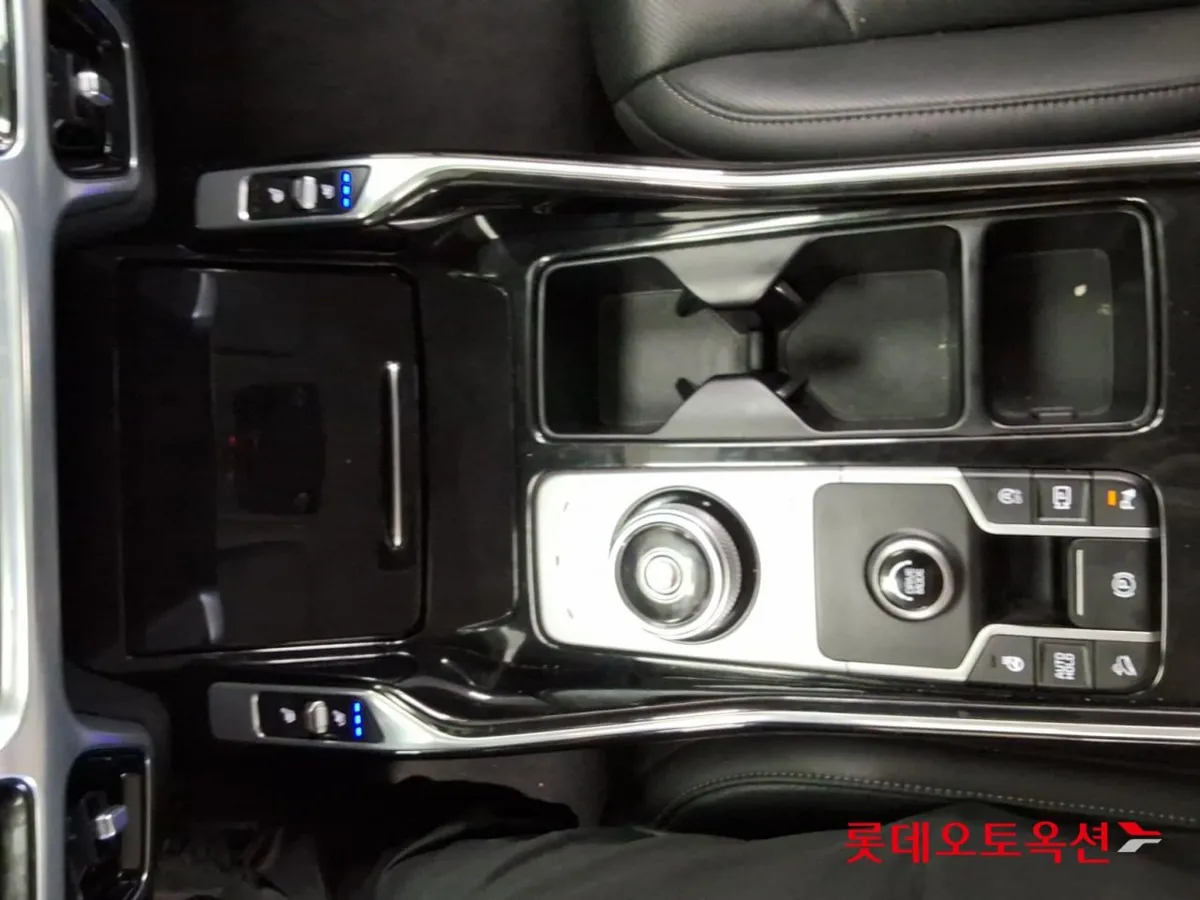 KIA SORENTO 2WD NOBLESSE 2022