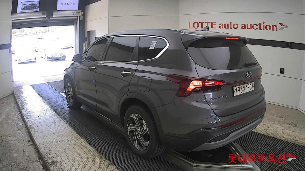 HYUNDAI SANTA FE 2WD 2022