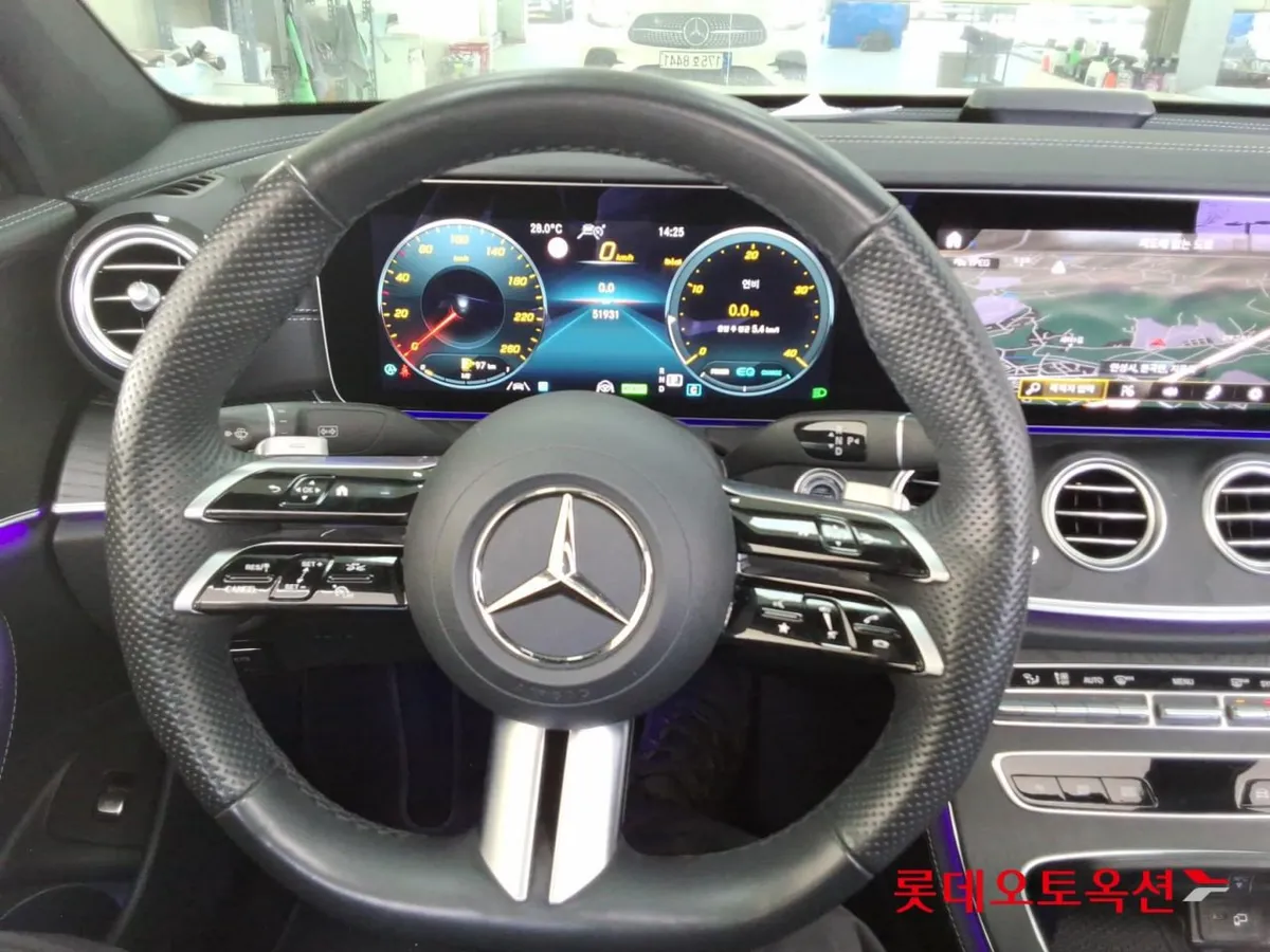 MERCEDES-BENZ E-CLASS BENZ E220D AMG LINE 2023