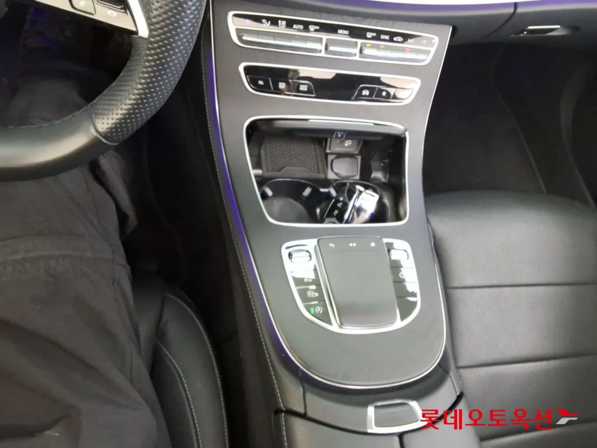 MERCEDES-BENZ E-CLASS BENZ E220D AMG LINE 2023