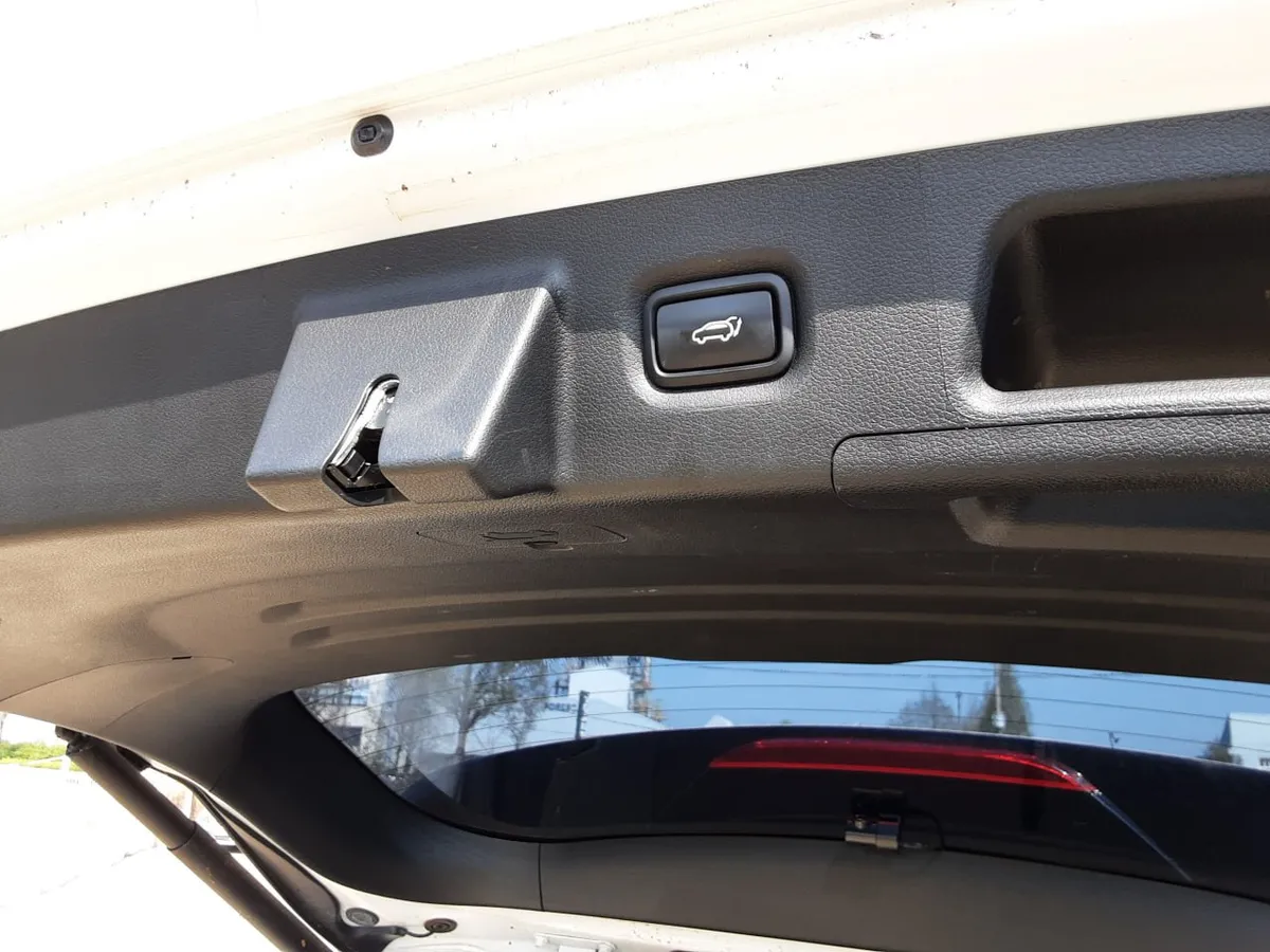 HYUNDAI SANTA FE 2WD 2021