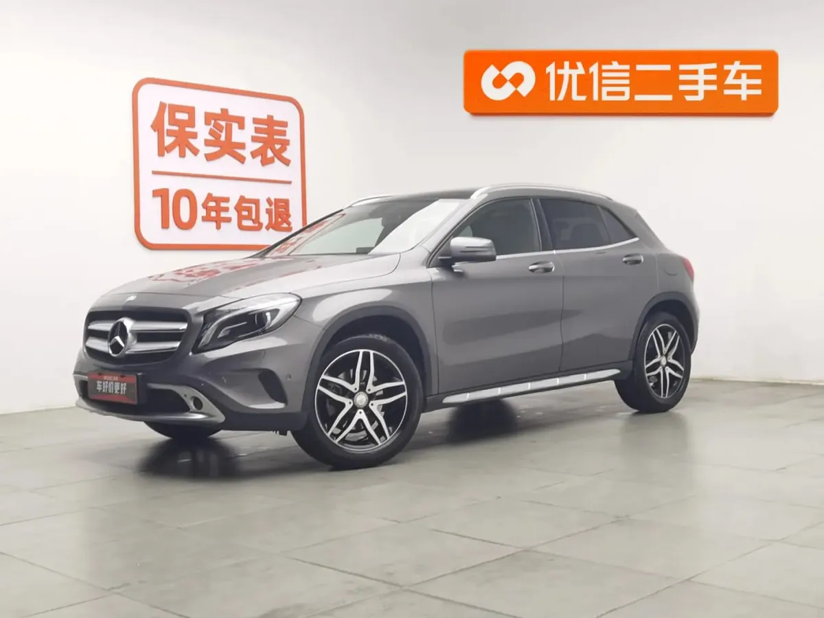 MERCEDES-BENZ GLA 200 FASHION EDITION 2016