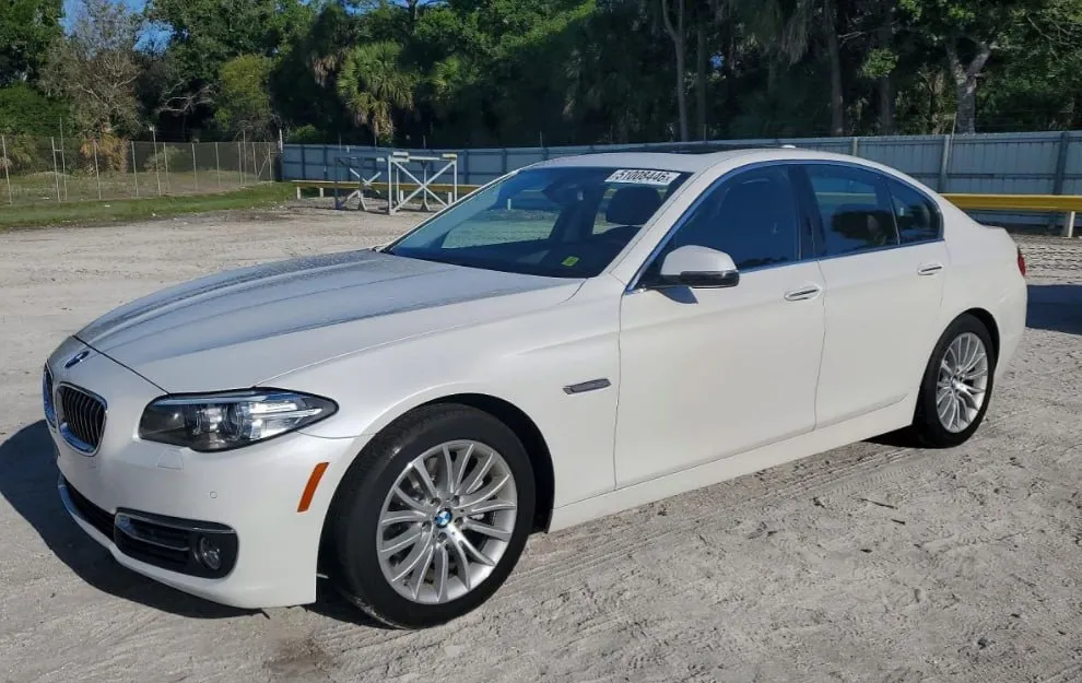BMW 5 SERIES 2015