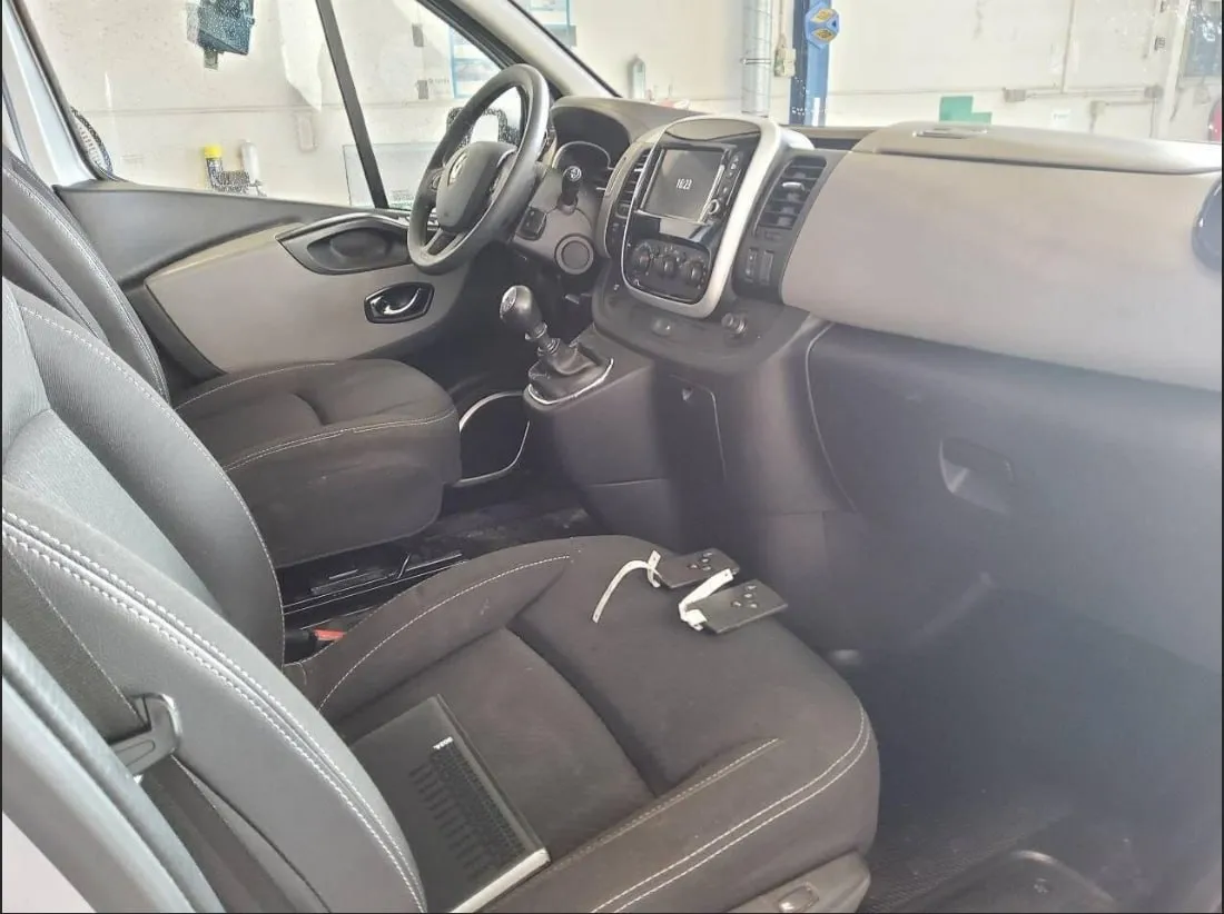 RENAULT TRAFIC COMBI EXPRESSION 2018