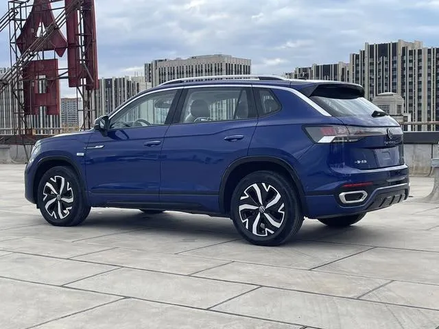 VOLKSWAGEN TAYRON 2022