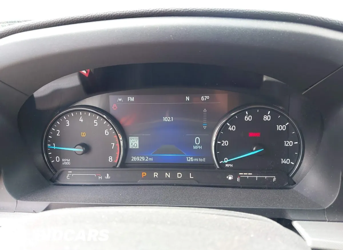 FORD EXPLORER XLT 2022