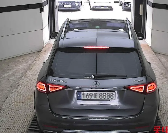 MERCEDES-BENZ GLE BENZ GLE300D 4MATIC 2022